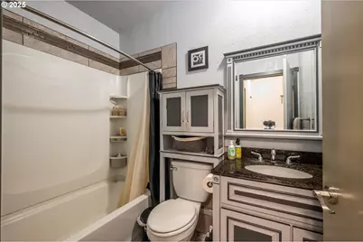 93356 Oakway Rd, Coos Bay, OR 97420 - Photo 18