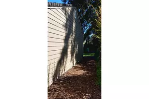 855 S 57th St, Springfield, OR 97478 - Photo 12