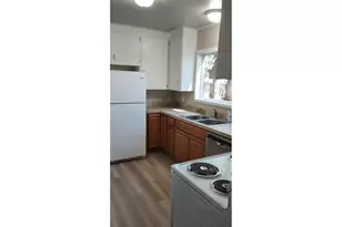 855 S 57th St, Springfield, OR 97478 - Photo 18