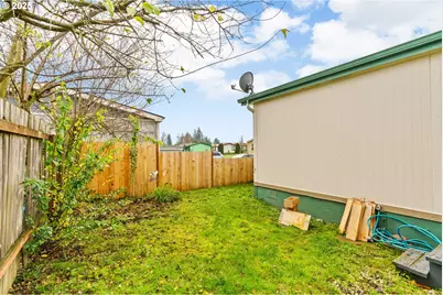 700 N Mill St #69, Creswell, OR 97426 - Photo 22