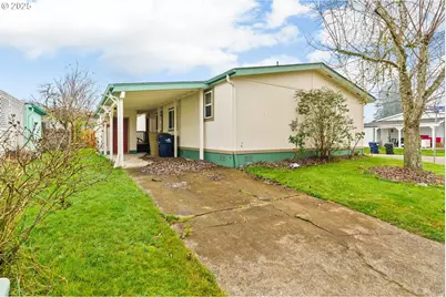 700 N Mill St #69, Creswell, OR 97426 - Photo 24