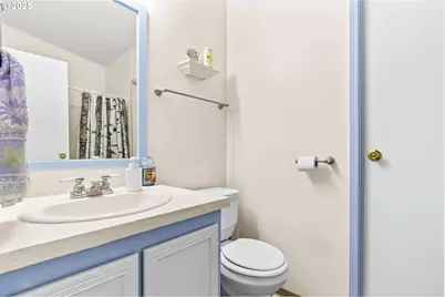 700 N Mill St #69, Creswell, OR 97426 - Photo 18