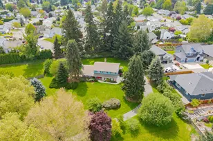 10702 NW 13th Pl, Vancouver, WA 98685 - Photo 2