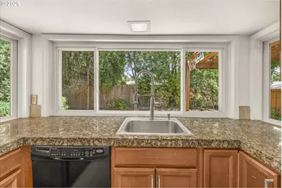 21888 SW Dakota Dr, Tualatin, OR 97062 - Photo 10