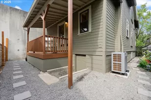 2115 NW 22nd Ave, Portland, OR 97210 - Photo 44