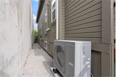 2115 NW 22nd Ave, Portland, OR 97210 - Photo 42