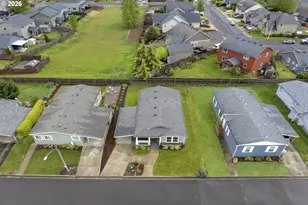 310 Pitney Ln, Junction City, OR 97448 - Photo 38