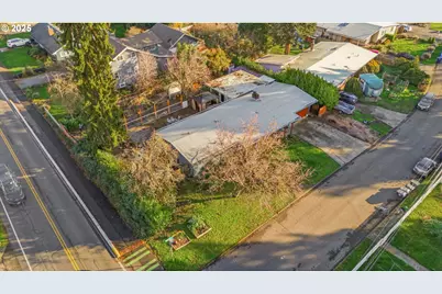 1483 Barton St, Eugene, OR 97404 - Photo 42