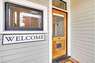 674 11th St, Astoria, OR 97103 - Photo 4