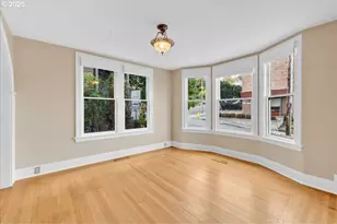 674 11th St, Astoria, OR 97103 - Photo 8