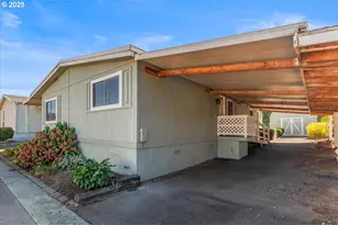 7455 SE King Rd, Milwaukie, OR 97222 - Photo 2