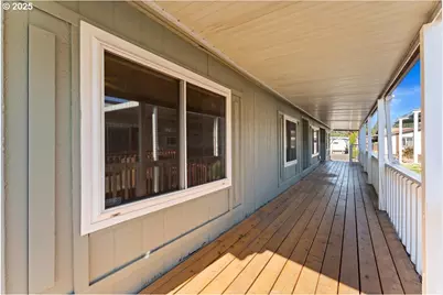 7455 SE King Rd #11, Milwaukie, OR 97222 - Photo 6