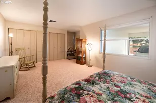 2545 Charnelton St, Eugene, OR 97405 - Photo 28