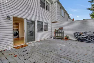 6260 SW Erickson Ave, Beaverton, OR 97008 - Photo 14