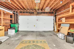 6260 SW Erickson Ave, Beaverton, OR 97008 - Photo 34