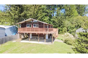 610 Tiara St, Lakeside, OR 97449 - Photo 2