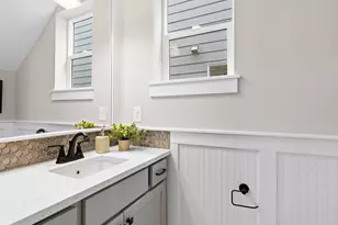 7681 N Kellogg St, Portland, OR 97203 - Photo 8