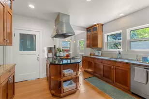 2528 SE 43rd Ave, Portland, OR 97206 - Photo 16