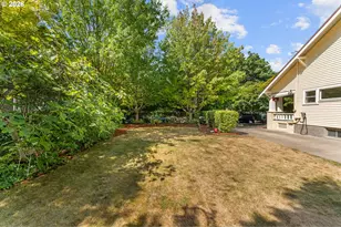 2528 SE 43rd Ave, Portland, OR 97206 - Photo 44