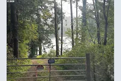 6260 Black Bear Rd, Florence, OR 97439 - Photo 14