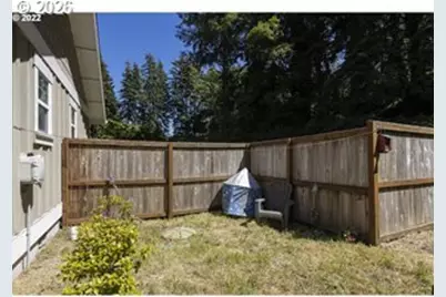 2758 NE 19th St, Lincoln City, OR 97367 - Photo 18