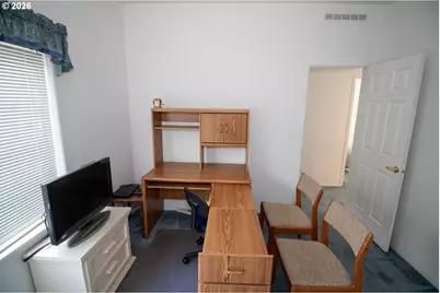 613 Glenbrook Cir, Florence, OR 97439 - Photo 34