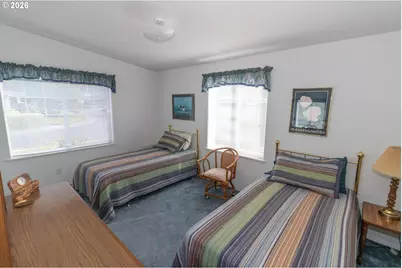 613 Glenbrook Cir, Florence, OR 97439 - Photo 30