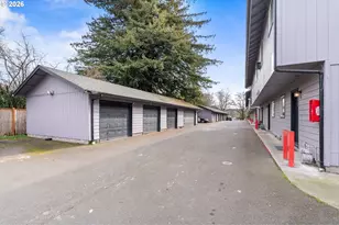 2447 Roosevelt Blvd, Eugene, OR 97402 - Photo 4