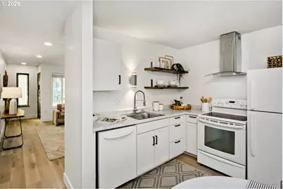 3018 SW Carson St, Portland, OR 97219 - Photo 12