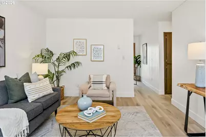 3018 SW Carson St, Portland, OR 97219 - Photo 8