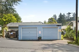3018 SW Carson St, Portland, OR 97219 - Photo 36