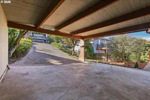 7548 S Kelly Ave, Portland, OR 97219 - Photo 36