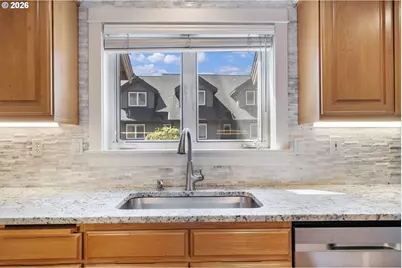 10247 NW Village Heights Dr, Portland, OR 97229 - Photo 20