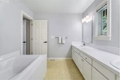 10247 NW Village Heights Dr, Portland, OR 97229 - Photo 34