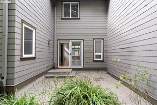 10247 NW Village Heights Dr, Portland, OR 97229 - Photo 42