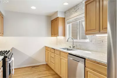 10247 NW Village Heights Dr, Portland, OR 97229 - Photo 18