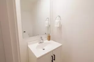 934 H Ave, Seaside, OR 97138 - Photo 18