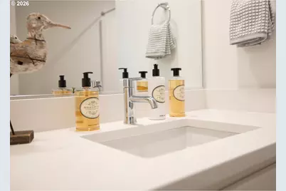 934 H Ave, Seaside, OR 97138 - Photo 22