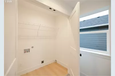 934 H Ave, Seaside, OR 97138 - Photo 32