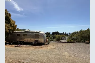 99106 E Freeman Ln, Brookings, OR 97415 - Photo 36