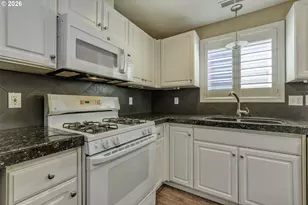 1235 Crystal Ln, Lafayette, OR 97127 - Photo 4