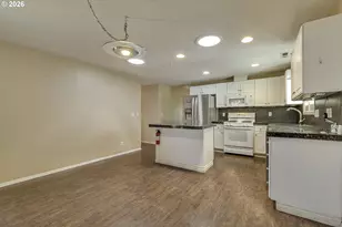 1235 Crystal Ln, Lafayette, OR 97127 - Photo 8