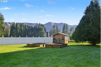 43950 McKenzie Hwy, Walterville, OR 97489 - Photo 34