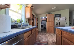 34125 E Lacomb Rd, Lebanon, OR 97355 - Photo 18