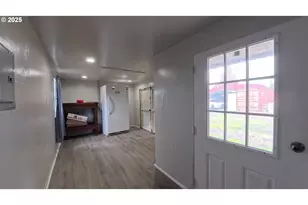 34125 E Lacomb Rd, Lebanon, OR 97355 - Photo 30