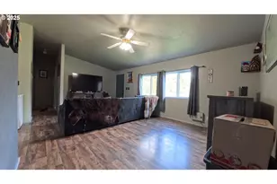 34125 E Lacomb Rd, Lebanon, OR 97355 - Photo 10