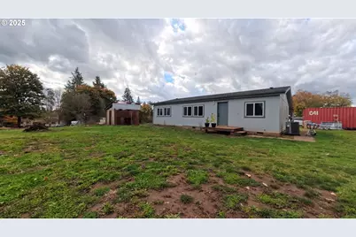 34125 E Lacomb Rd, Lebanon, OR 97355 - Photo 24