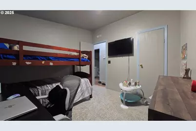 34125 E Lacomb Rd, Lebanon, OR 97355 - Photo 18