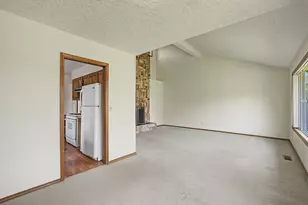 22713 SE Naomi Dr, Damascus, OR 97089 - Photo 10