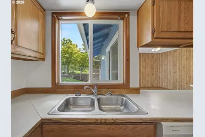 22713 SE Naomi Dr, Damascus, OR 97089 - Photo 12